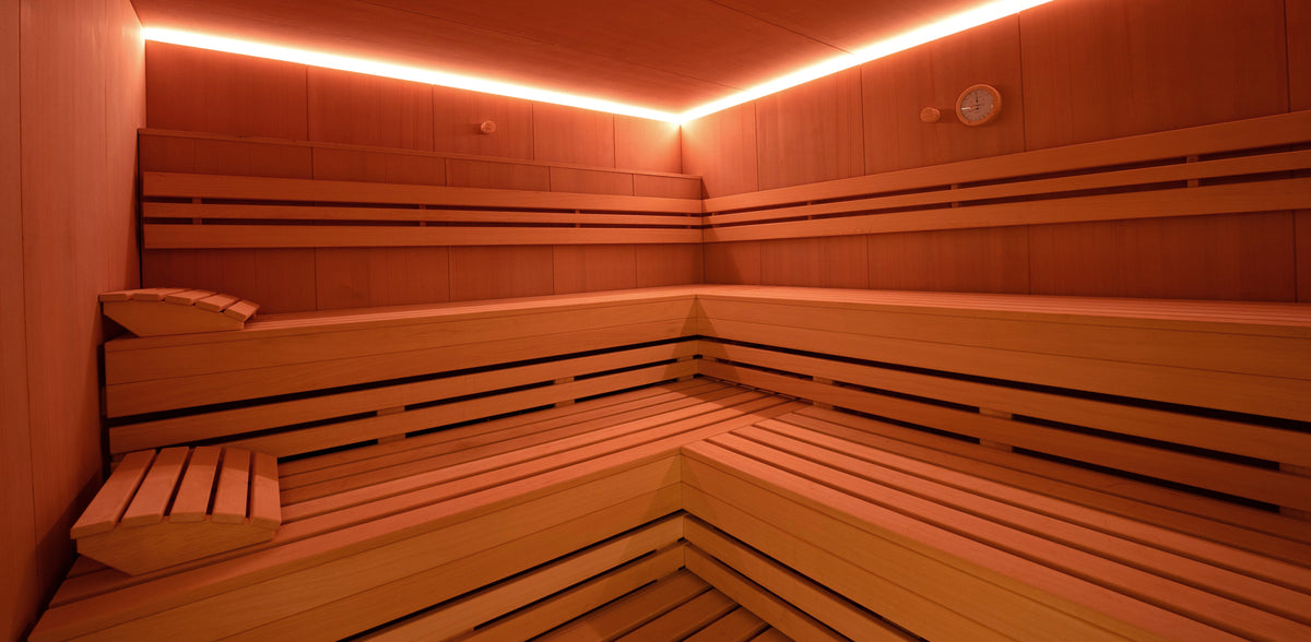 Referenz gewerblich, Hilton Frankfurt, Wellnessbereich, Sauna und Dampfbad